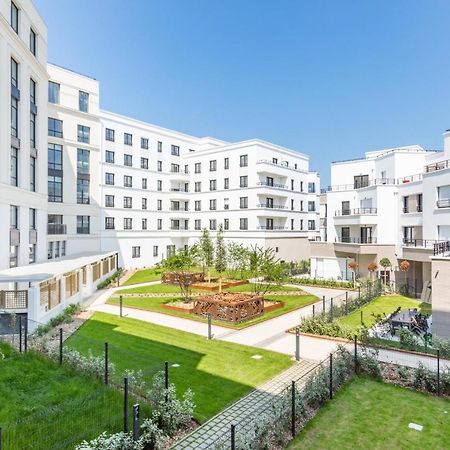 Dans Le Pre By Plaza Apartment Chessy  Luaran gambar